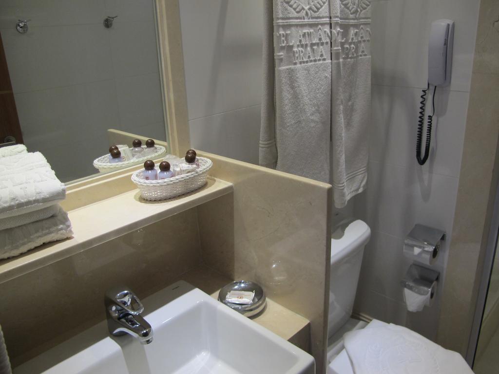 Quarto Quíntuplo Deluxe