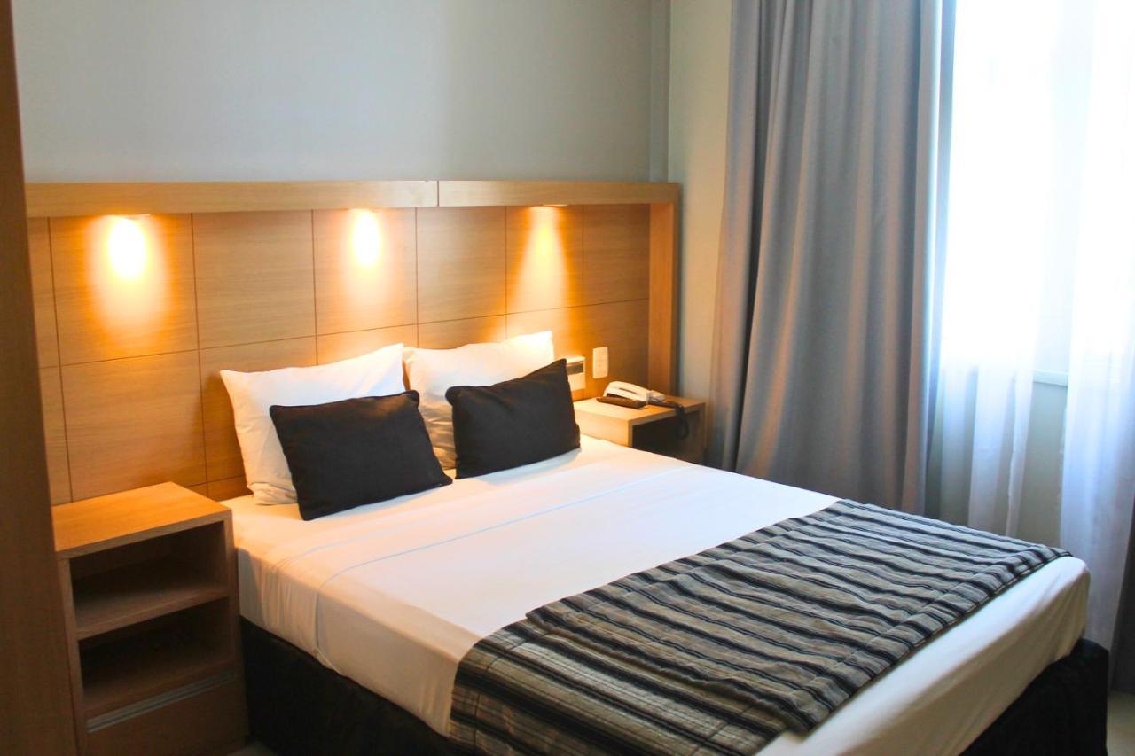 Deluxe Room,422580639:JPEG