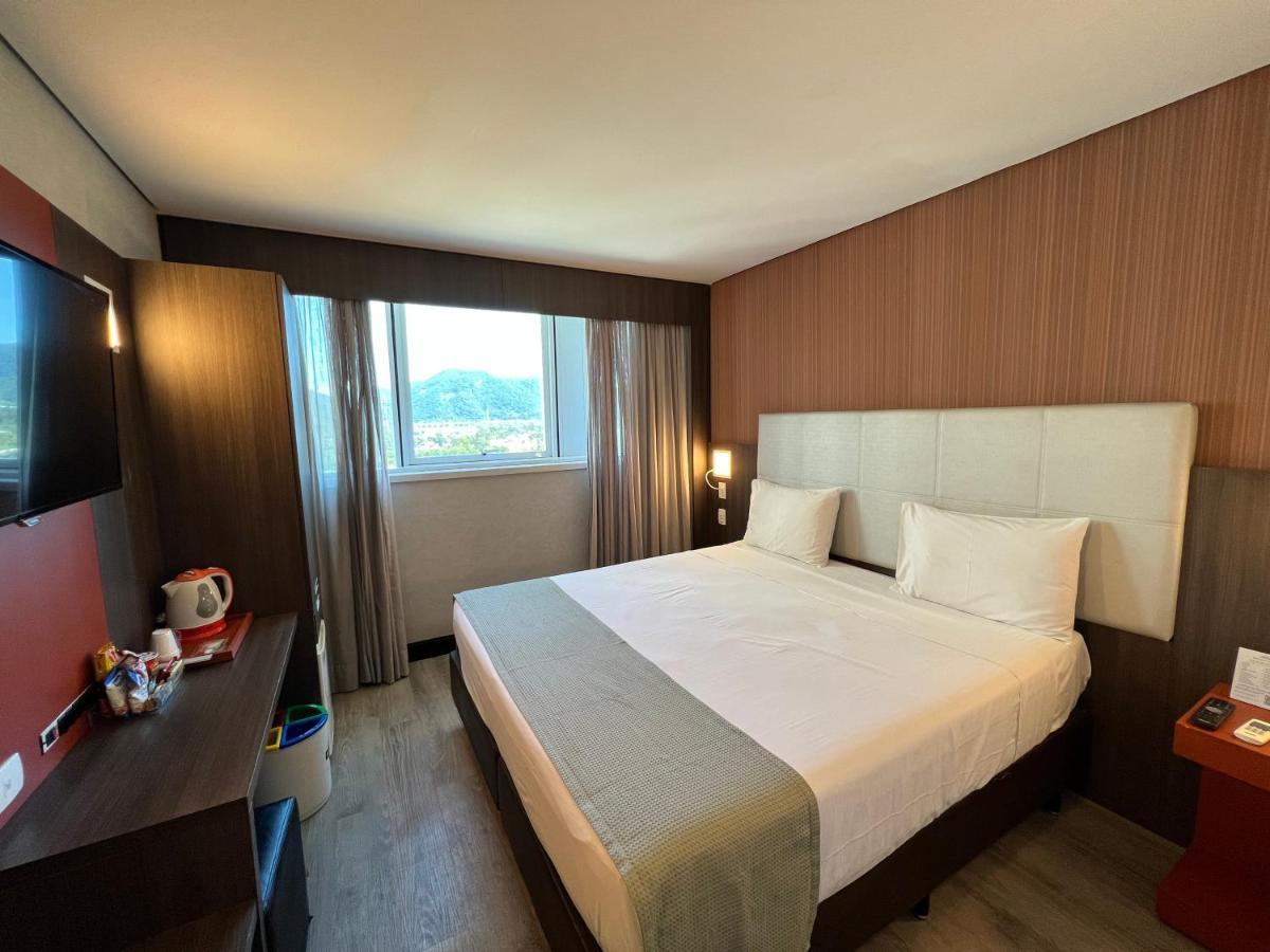 Superior Queen Room,1404396389:JPEG