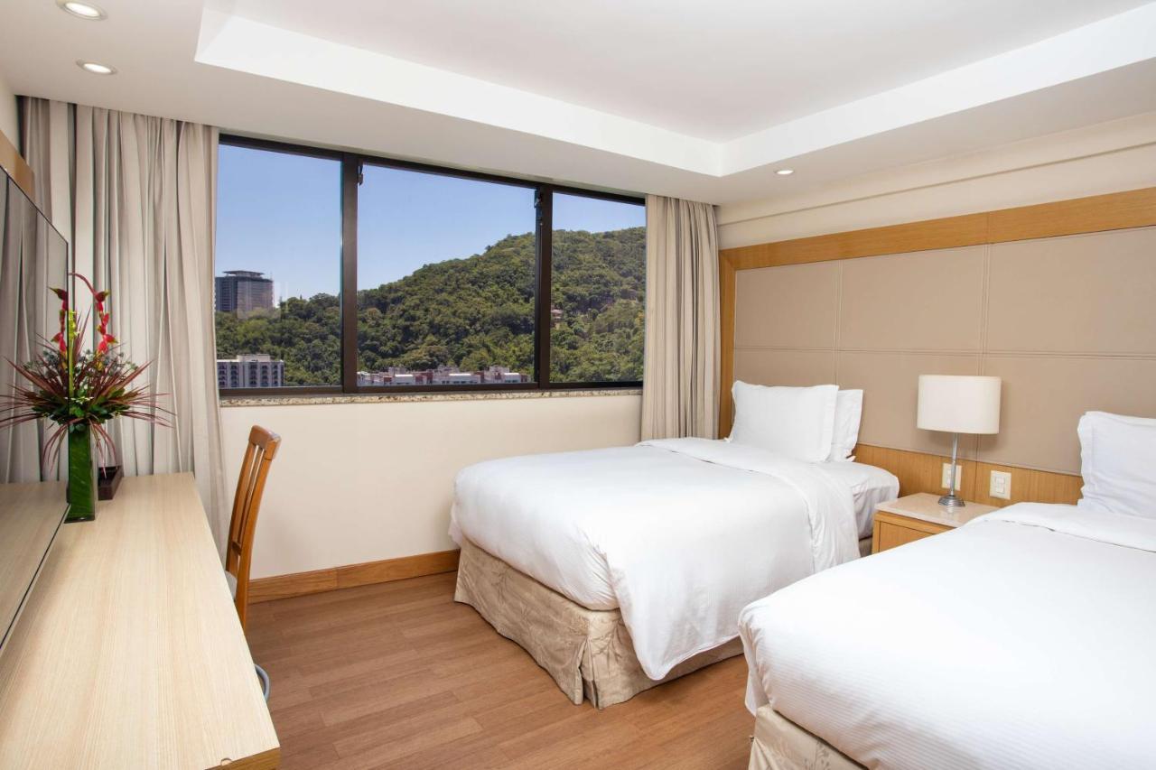 Executive Room Two Twin Beds Ocean View,1498553068:JPEG