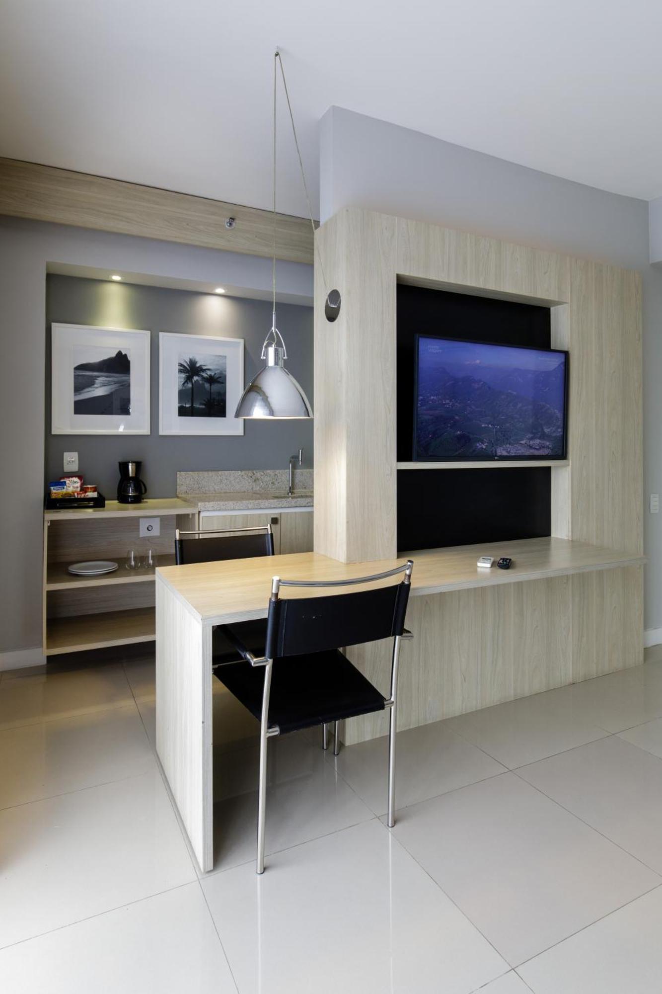 Junior Suite,1421114106:JPEG