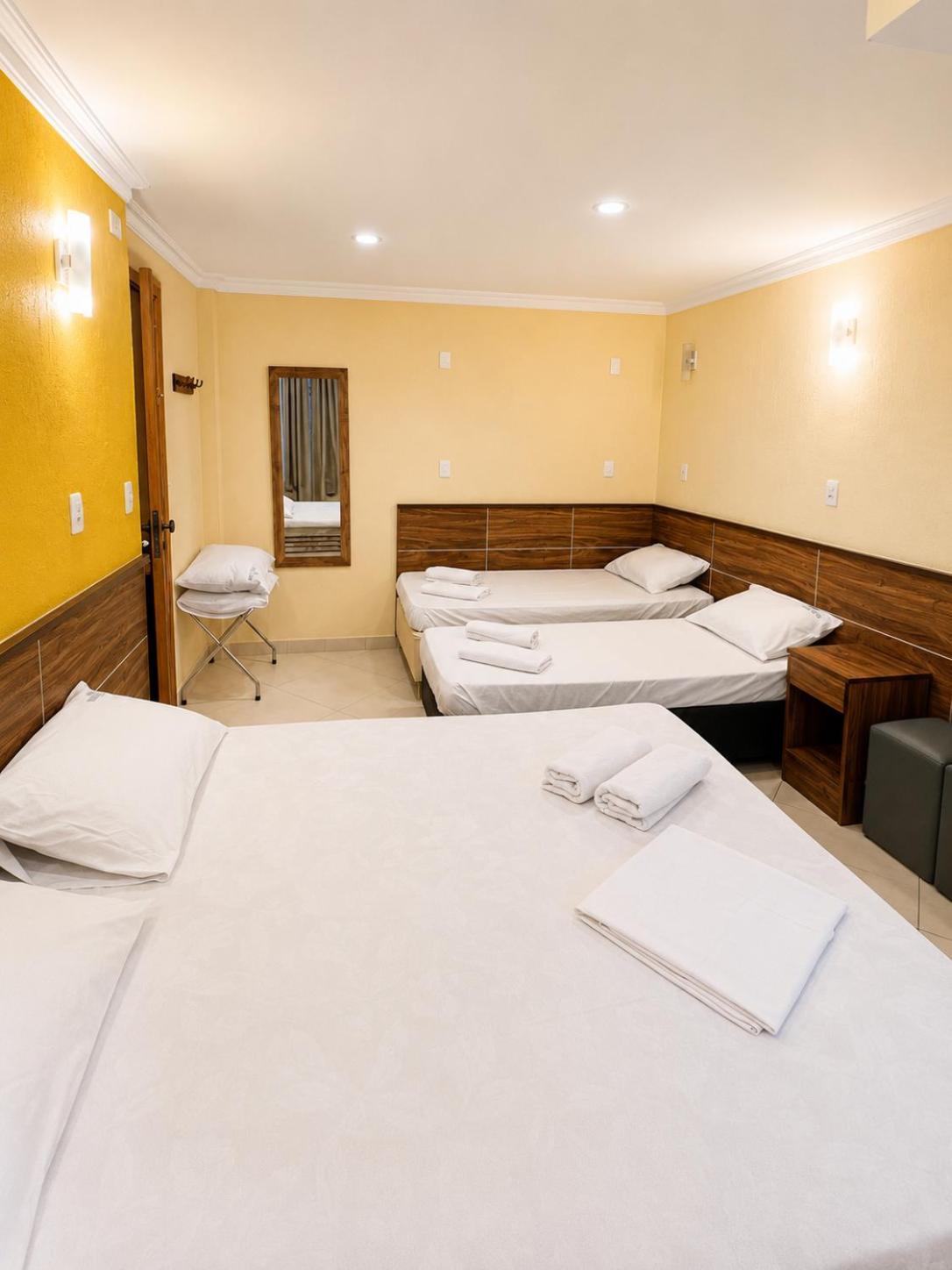 Family Room,1773689658:JPEG